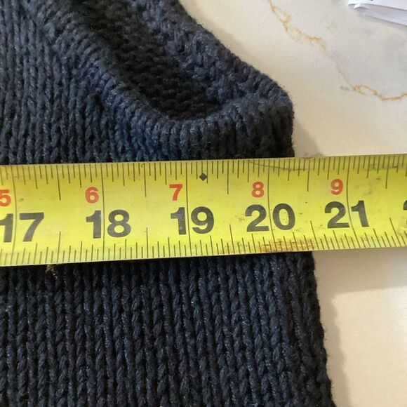 Sharon Young Sportswear Holiday Vest Sz M Mary Jesus Manger Scene Embroidered - Picture 6 of 8